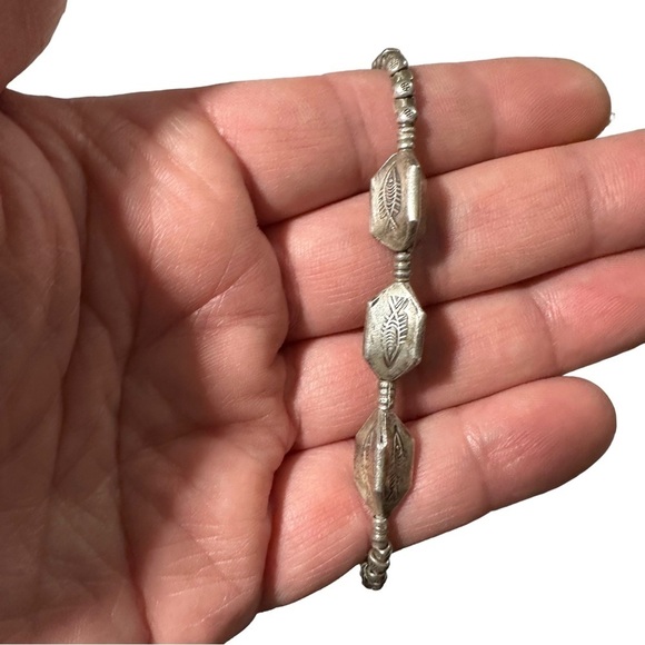 Sterling 925 Silver Fish & Bubbles Beaded Charm Bracelet 7.5” Length 13 g - Picture 2 of 12